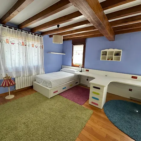 Casa En Holiday home Mompia