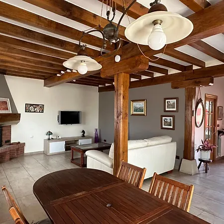 Casa En Holiday home Mompia